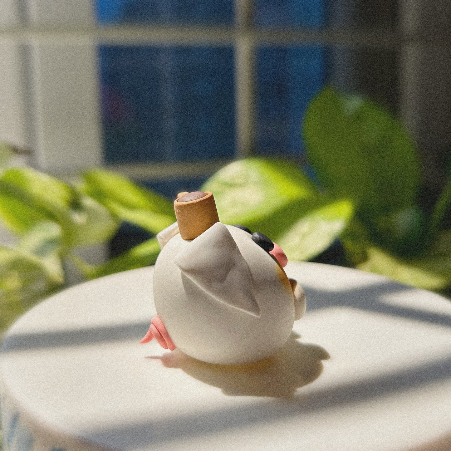 Snout Americano: Desk Friend