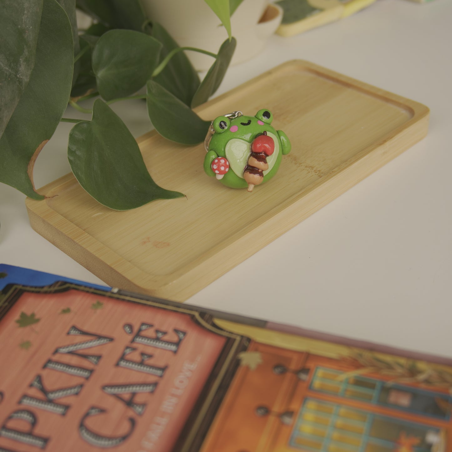 Mushpie Cocoa the Chocolatier: Keychain