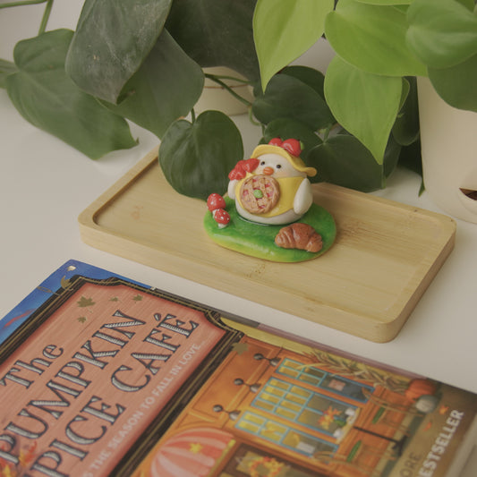Mushpie Minnie the Baker: Desk Friend