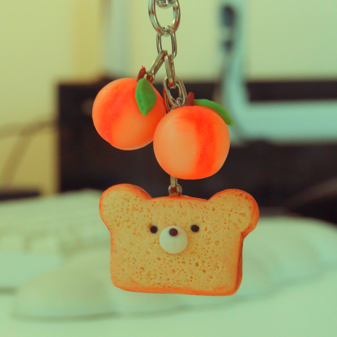 Tostie Peach Bear: Keychain